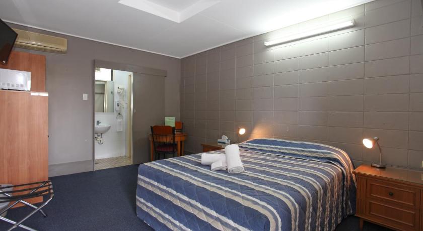 Tandara Hotel Motel