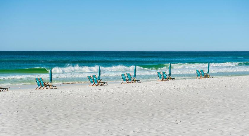 Getaways at Destin Holiday Beach Resort