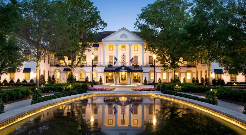 Williamsburg Inn, an official Colonial Williamsburg Hotel