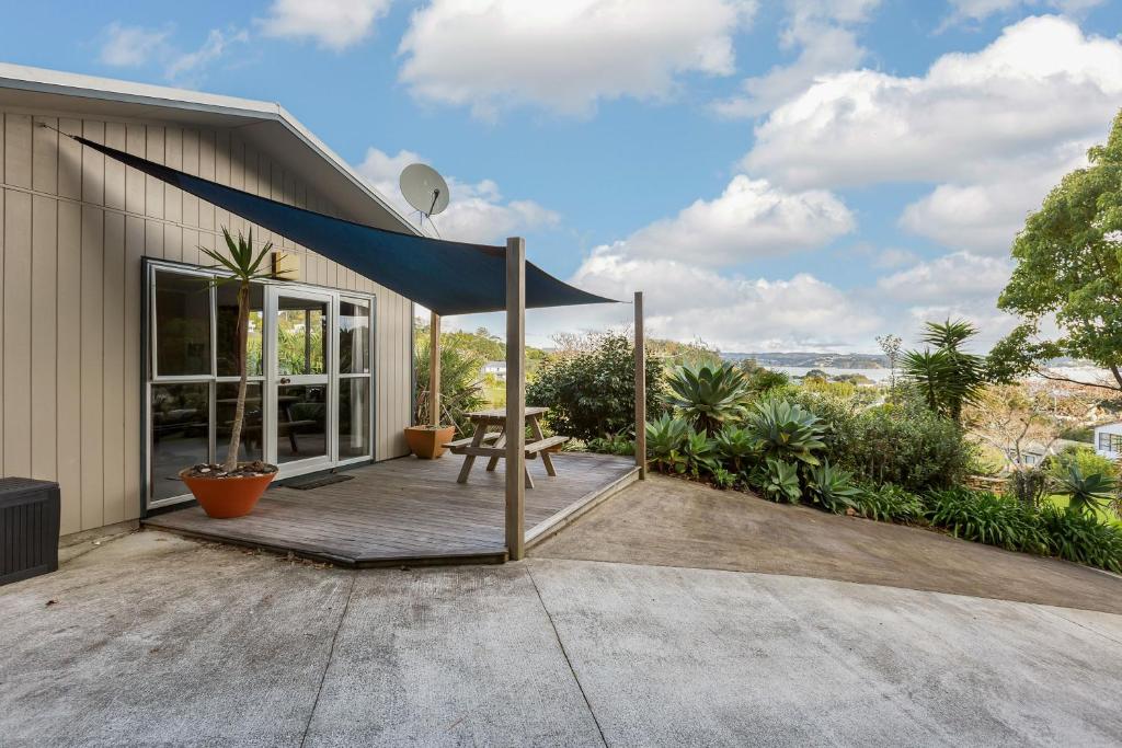 Russell Top 10 Holiday Villas