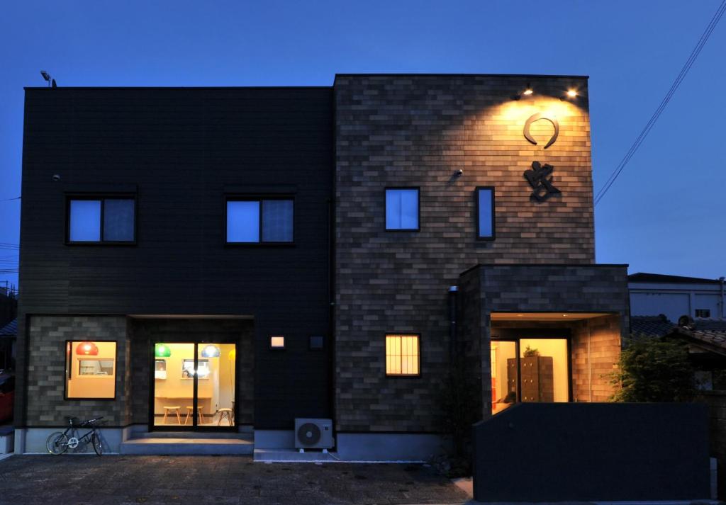 MARUYA Private Condominium