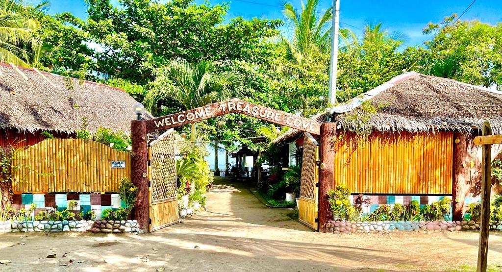 Treasure Cove Cottages & Beach Resort