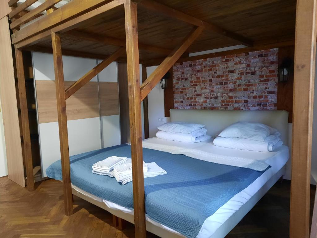 洛夫青年旅舍&公寓 (lorf hostel&apartments)