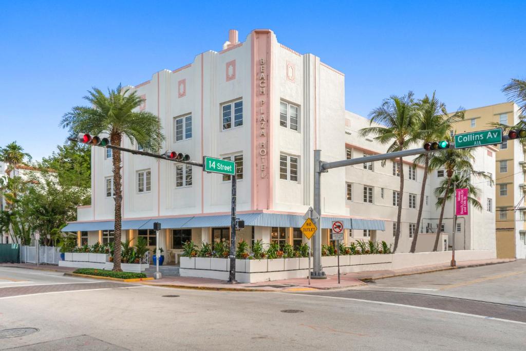South Beach Plaza Hotel