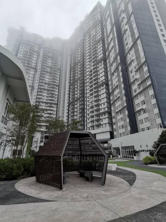 Windmill Upon Hills Genting Highland by El Naura