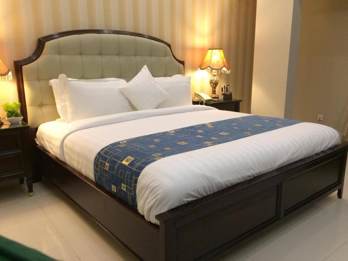 Orchards Cottage Hotel