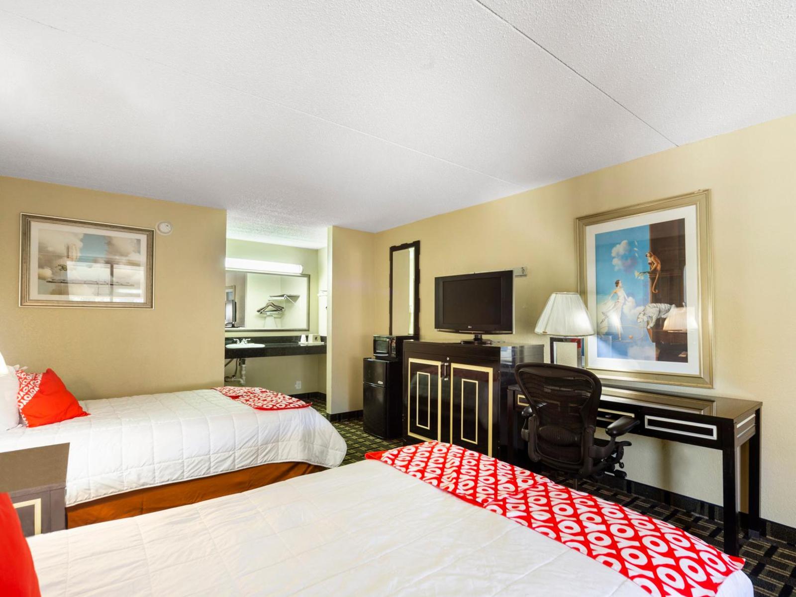 Budgetel Inn And Suits