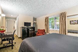 Rodeway Inn Lake George Outlets