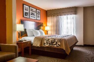 Sleep Inn & Suites East Chase