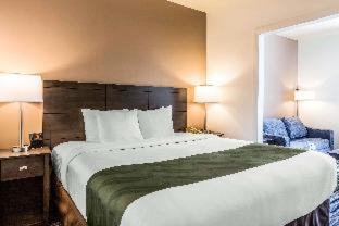 Ramada Suites by Wyndham San Diego