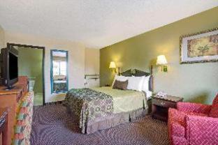 Travelodge by Wyndham Tucson AZ