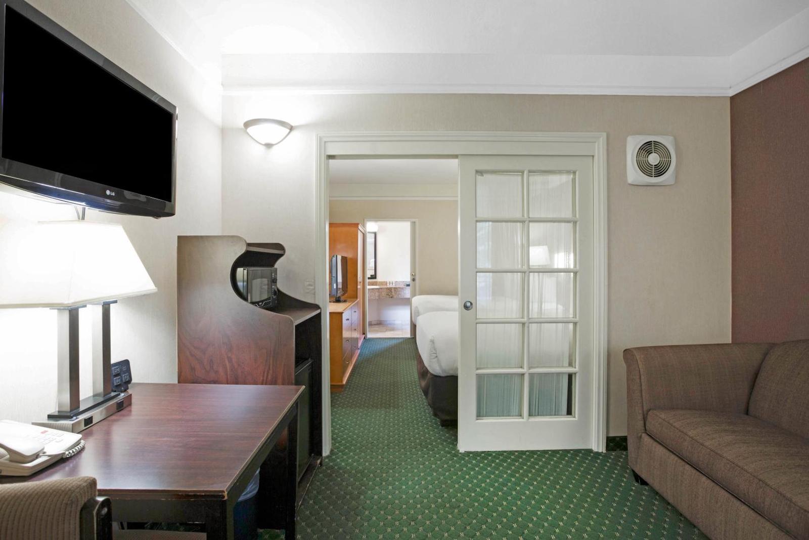 Ramada Suites by Wyndham San Diego