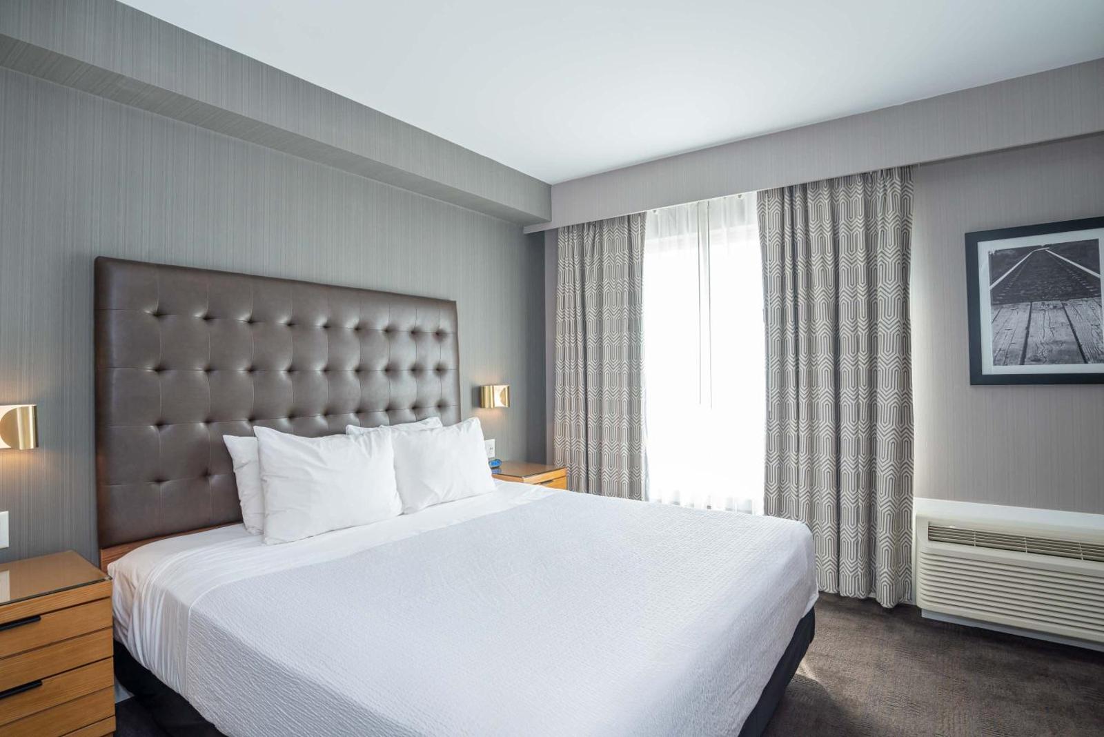 Sandman Hotel Hamilton