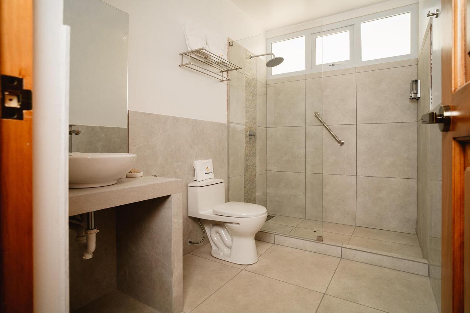 Ensenada Hotel y Campo Asociado Casa Andina