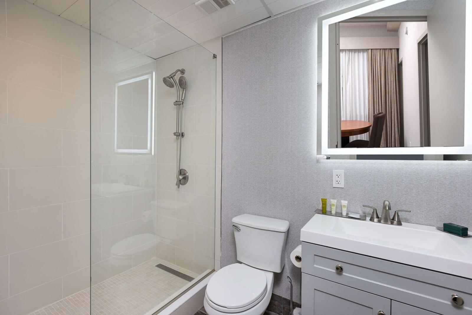 Inn At The Colonnade Baltimore, A DoubleTree By Hilton Hotel