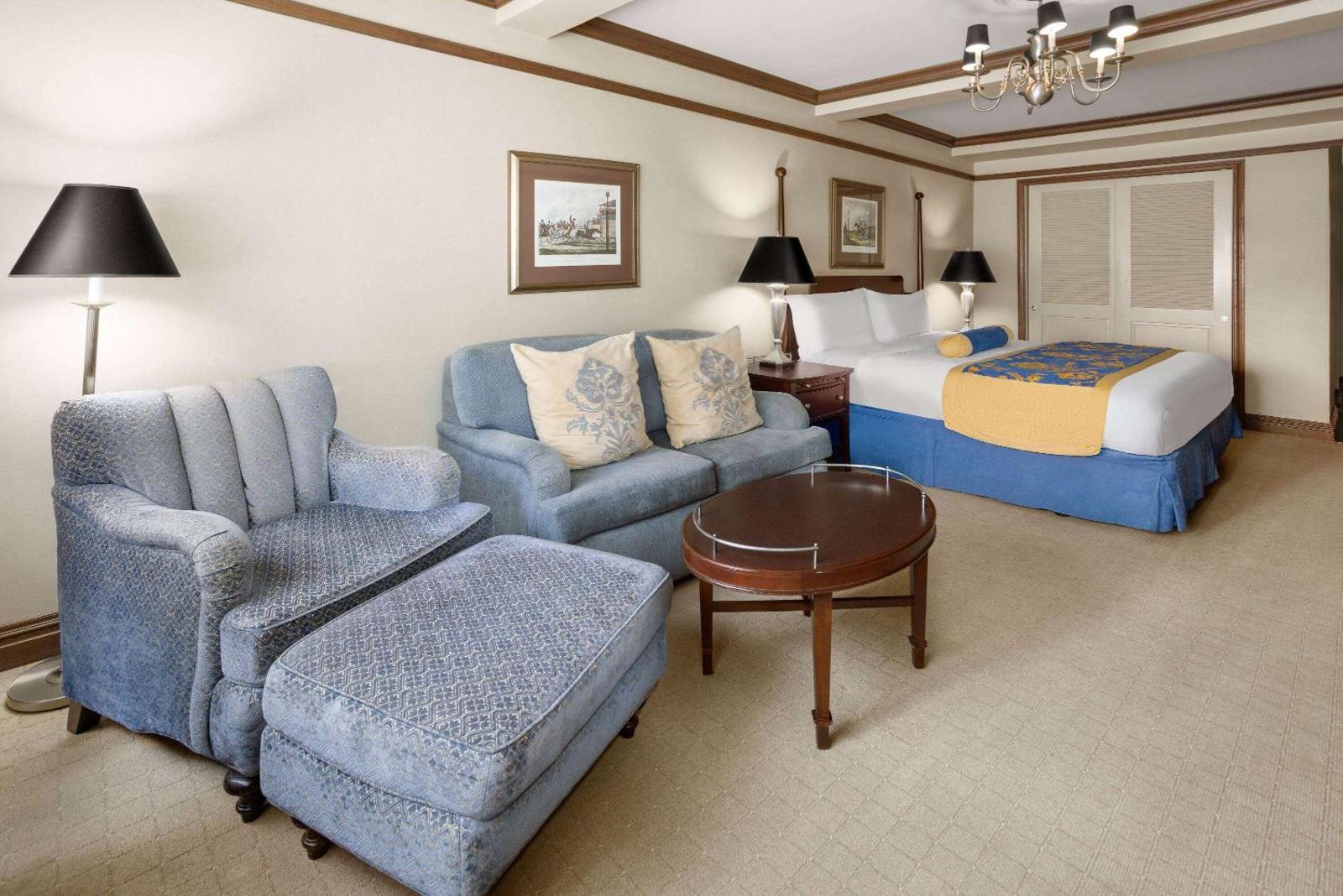 The Blakely by LuxUrban