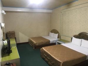 Phòng Bốn Người Có Phòng Tắm Riêng (Quadruple Room with Private Bathroom)