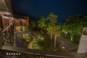 Phòng 4 Người có Sân hiên (Quadruple Room with Terrace)
