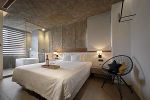 Phòng Đôi Cao Cấp (Superior Double Room)