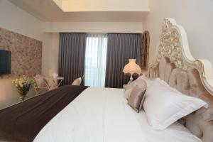 Phòng Deluxe Giường Đôi Có Bồn Tắm (Deluxe Double Room with Bath)