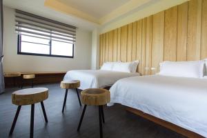Phòng 4 Người Có Bồn Tắm (Quadruple Room with Bath)