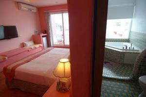 Phòng Đôi Loại Sang (Deluxe Double Room)