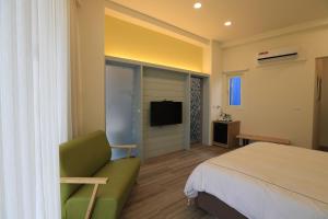 Phòng Deluxe Giường Đôi Có Bồn Tắm (Deluxe Double Room with Bath)
