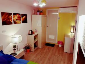 Phòng Tiêu Chuẩn Giường Đôi (Standard Double Room)
