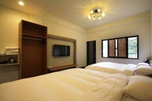 Phòng 4 Người (Quadruple Room)
