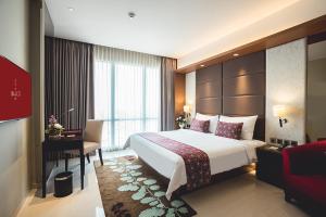 Phòng Đôi Loại Sang (Deluxe Double Room)