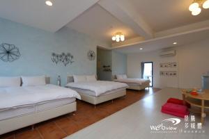 Phòng Gia Đình Nhìn Ra Biển (Family Room with Sea View)