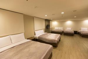 Phòng Gia đình - 6 người (Family - 6 pax)