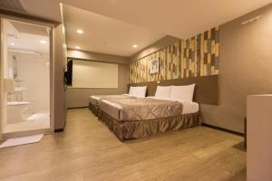 Phòng Tiêu chuẩn 4 người (Standard Quadruple Room)