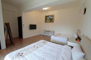 Phòng 4 Người Có Ban Công (Quadruple Room with Balcony)