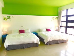 Suite Gia Đình Có Ban Công (Family Suite with Balcony)