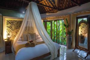 Honeymoon Suite with Valley View