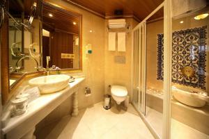 Budget Double Room room in Marmara Deluxe Hotel