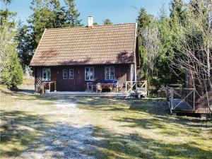 Holiday home Katthammarsvik with a Fireplace 356