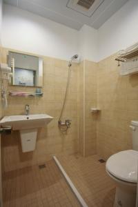 Phòng Giường Đôi Nhìn Ra Hồ Nước (Double Room with Lake View)