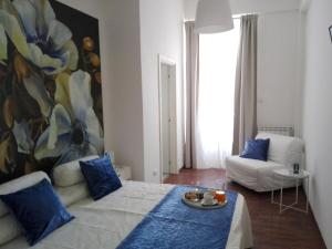 Double Room with Extra Bed room in Domus Crescenzio - Guest House