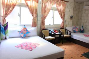Phòng Tiêu Chuẩn 4 Người (Standard Quadruple Room)