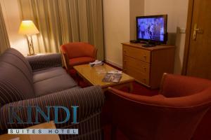 Family Suite room in AlKindi Hotel - فندق الكندى