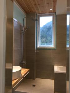 Phòng Tiêu chuẩn dành cho 4 người (Standard Quad Room)