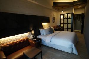 Phòng Deluxe hướng biển giường đôi (Deluxe Double Room with Sea View)