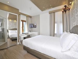 Double or Twin Room room in Al Theatro Palace
