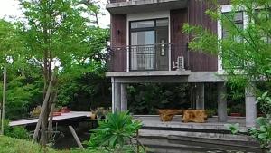 Suite Nhìn Ra Sông (Suite with River View)