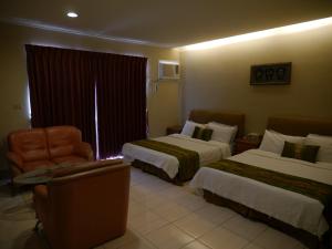 Phòng 4 người Nhìn ra cảnh Núi non (Quadruple Room with Mountain View)