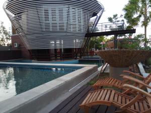 Suite Có Hồ Bơi Riêng (Suite with Private Pool)