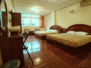 Phòng 4 người Nhìn ra cảnh Núi non (Quadruple Room with Mountain View)
