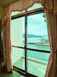 Phòng Giường Đôi Có Ban Công (Double Room with Balcony)